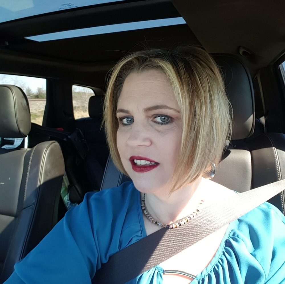 Meet your Posher, Jennifer